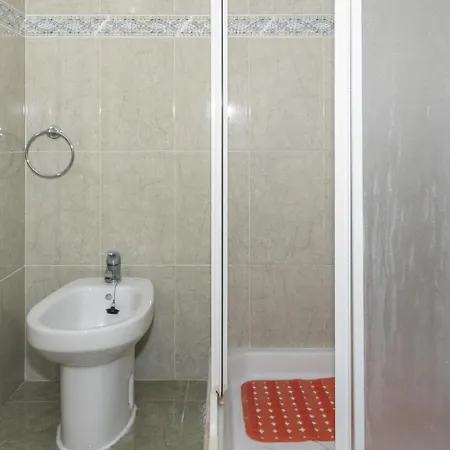 Lider, 2-i Apartment